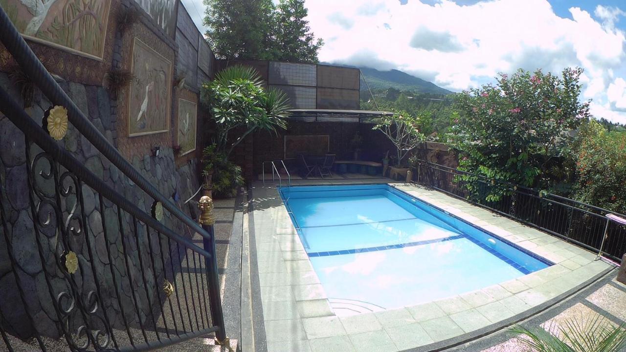 Villa Dira Bogor Bagian luar foto